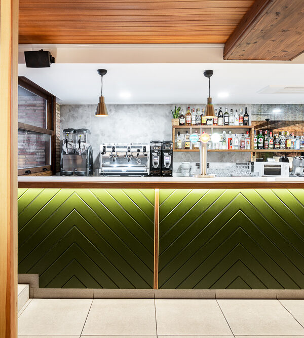 Interiorismo-de-bar-Mallen-1